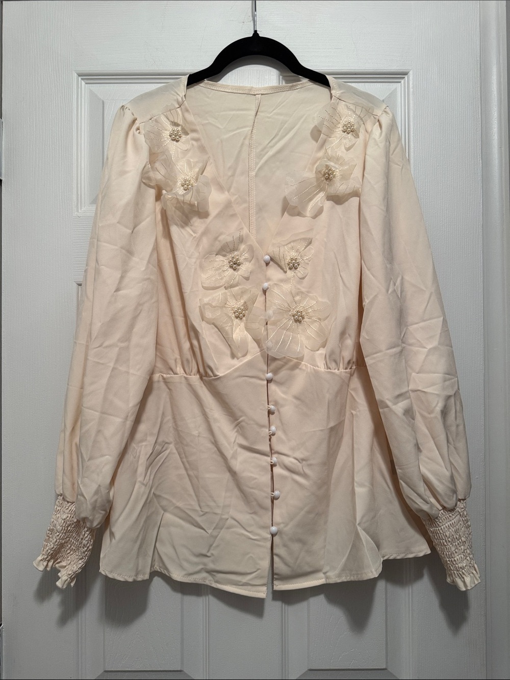 SHEIN Cream Floral Appliqué Button-Front Blouse